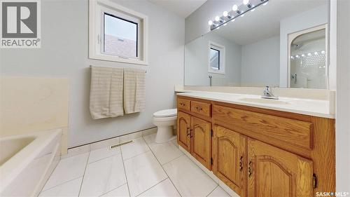 7551 Butler Bay, Regina, SK - Indoor Photo Showing Bathroom