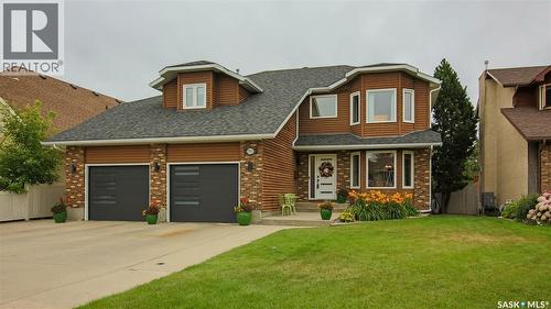 7551 Butler Bay, Regina, SK - Outdoor With Facade