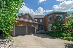 53 STRATHEARN AVENUE  Richmond Hill, ON L4B 2Y9