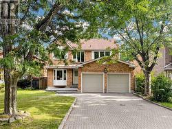 60 INGLEBOROUGH COURT  Markham, ON L3R 8M4