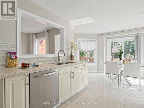 60 Ingleborough Court, Markham, ON - Indoor Photo Showing Other Room