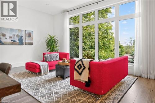 700 Hillcrest Road, West Shore, ON - Indoor Photo Showing Other Room