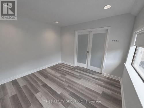 2 - 600 CHURCH STREET , Toronto, Ontario M4Y 2E7 3
