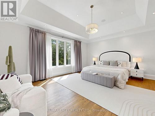 64 Summerfeldt Crescent, Markham, ON - Indoor Photo Showing Bedroom