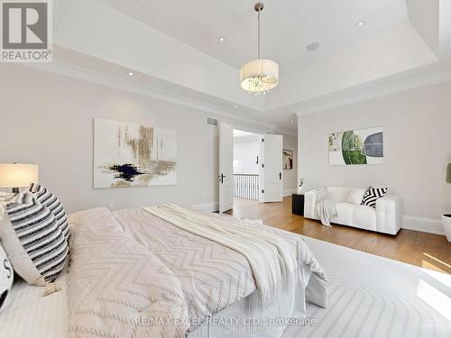 64 Summerfeldt Crescent, Markham, ON - Indoor Photo Showing Bedroom