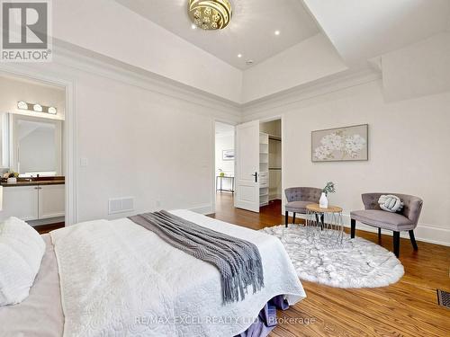 64 Summerfeldt Crescent, Markham, ON - Indoor Photo Showing Bedroom