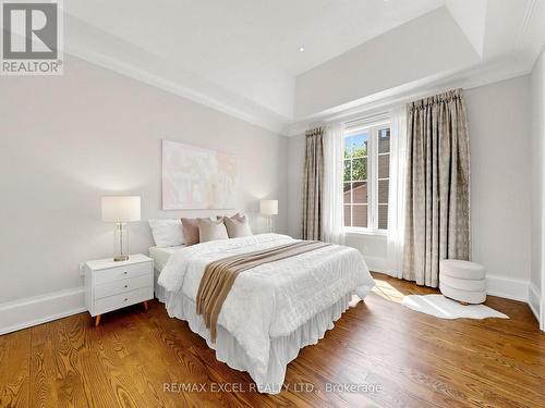 64 Summerfeldt Crescent, Markham, ON - Indoor Photo Showing Bedroom