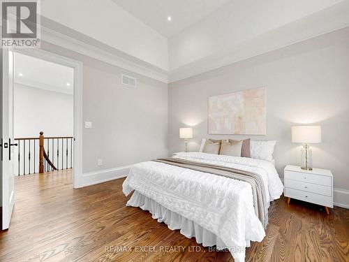 64 Summerfeldt Crescent, Markham, ON - Indoor Photo Showing Bedroom
