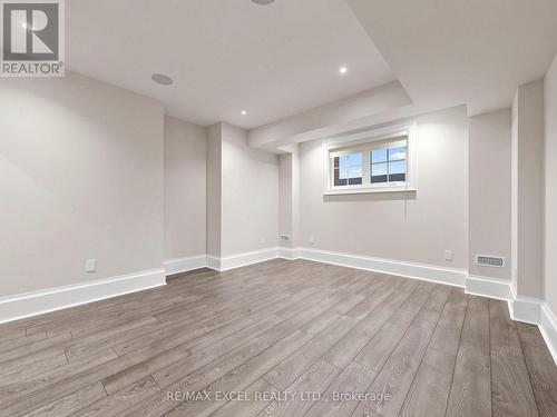 64 Summerfeldt Crescent, Markham, ON - Indoor Photo Showing Other Room
