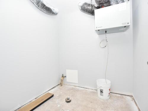 33 Denneb Crescent, Lower Sackville, NS - Indoor Photo Showing Bathroom