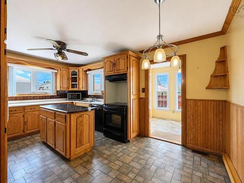 26 Beechwood Drive, Glace Bay, NS - Indoor Photo Showing Kitchen