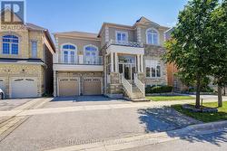 66 WOZNIAK CRESCENT  Markham, ON L6E 0L4