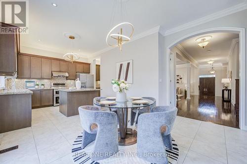 66 Wozniak Crescent, Markham, ON - Indoor Photo Showing Kitchen With Upgraded Kitchen