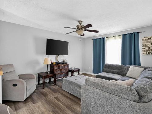 58 Circassion Drive, Cole Harbour, NS - Indoor Photo Showing Living Room