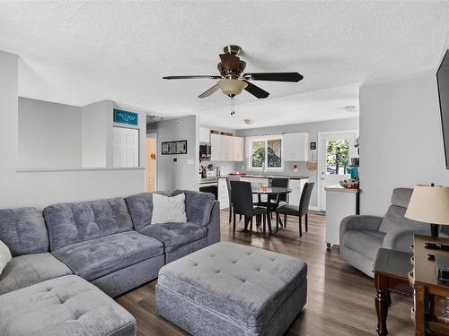 58 Circassion Drive, Cole Harbour, NS - Indoor Photo Showing Living Room