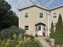 707 Pleasant Street  Dartmouth, NS B2W 1A8