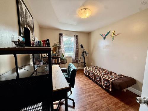 707 Pleasant Street, Dartmouth, NS - Indoor