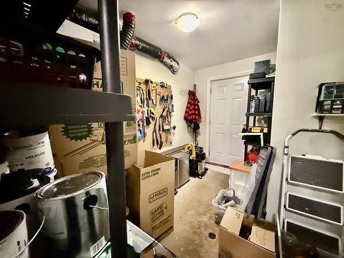 707 Pleasant Street, Dartmouth, NS - Indoor Photo Showing Other Room