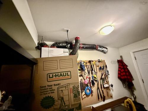 707 Pleasant Street, Dartmouth, NS - Indoor