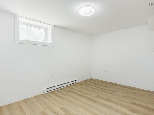 1119 Neily Crescent, Kingston, NS - Indoor Photo Showing Other Room