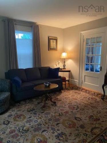 86 Queen Street, Truro, NS - Indoor Photo Showing Living Room