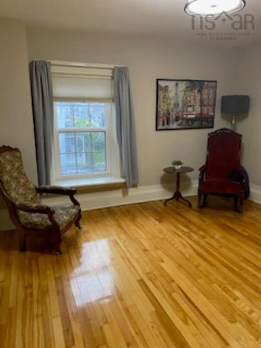 86 Queen Street, Truro, NS - Indoor