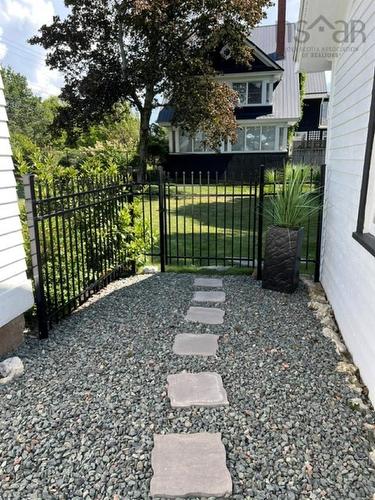 86 Queen Street, Truro, NS - Outdoor