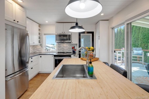 417 White St, Ladysmith, BC 