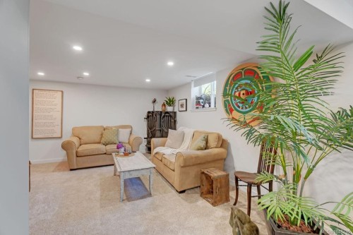 417 White St, Ladysmith, BC 
