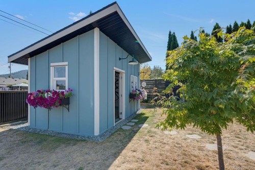 417 White St, Ladysmith, BC 