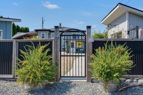 417 White St, Ladysmith, BC 