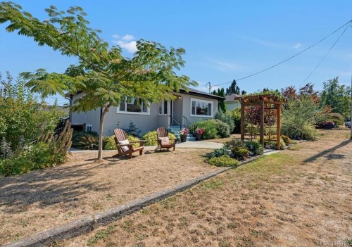 417 White St, Ladysmith, BC 