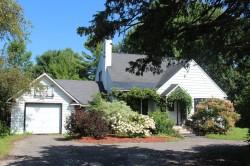 17 Ch. Rivermead  Gatineau (Aylmer), QC J9H 1H3