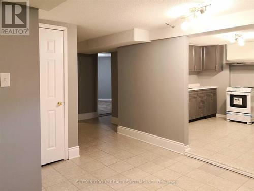 LOWER - 6005 TENTH LINE , Mississauga, Ontario L5N 5S6 4