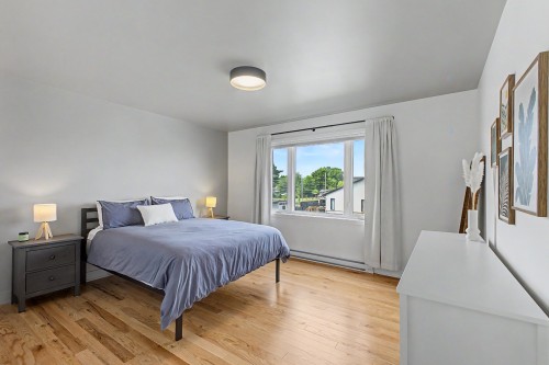 Chambre à coucher principale - 871 Rue Du Ruisseau, Farnham, QC - Indoor Photo Showing Bedroom