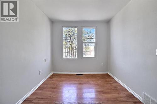 401 Parent Unit# 2, Windsor, ON - Indoor Photo Showing Other Room