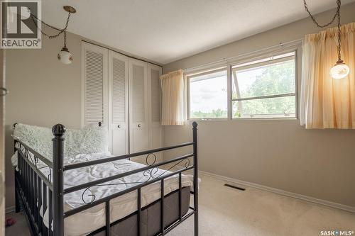 145 Mayfair Crescent, Regina, SK - Indoor