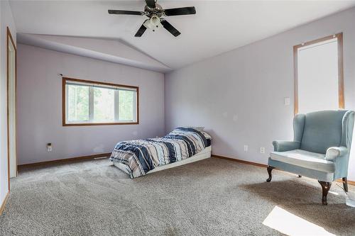 20 Son Crescent, Rosser, MB - Indoor Photo Showing Bedroom