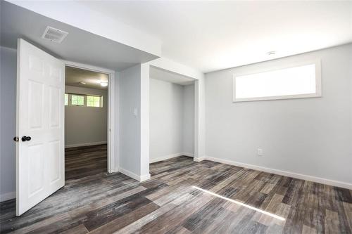 20 Son Crescent, Rosser, MB - Indoor Photo Showing Other Room