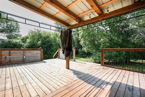 20 Son Crescent, Rosser, MB - Outdoor With Deck Patio Veranda With Exterior