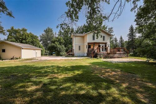 20 Son Crescent, Rosser, MB - Outdoor