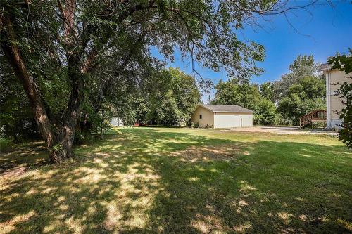 20 Son Crescent, Rosser, MB - Outdoor
