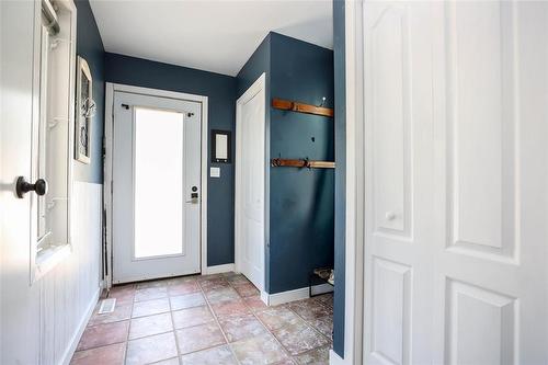 20 Son Crescent, Rosser, MB - Indoor Photo Showing Other Room
