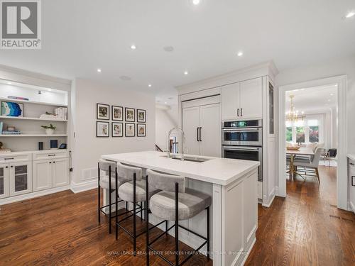 29 Maxwell Avenue, Toronto, ON - Indoor Photo Showing Kitchen