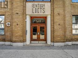 207 - 365 DUNDAS STREET E Toronto, ON M5A 4R9