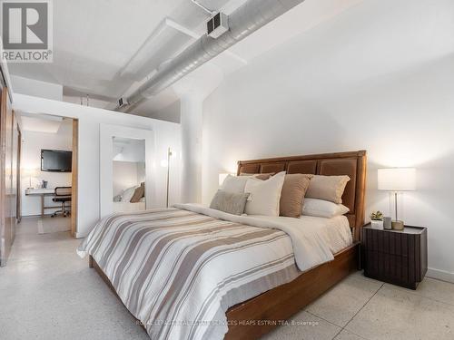 207 - 365 Dundas Street E, Toronto, ON - Indoor Photo Showing Bedroom