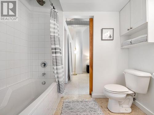 207 - 365 Dundas Street E, Toronto, ON - Indoor Photo Showing Bathroom