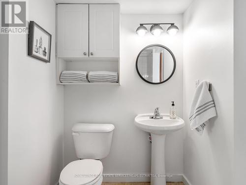 207 - 365 Dundas Street E, Toronto, ON - Indoor Photo Showing Bathroom