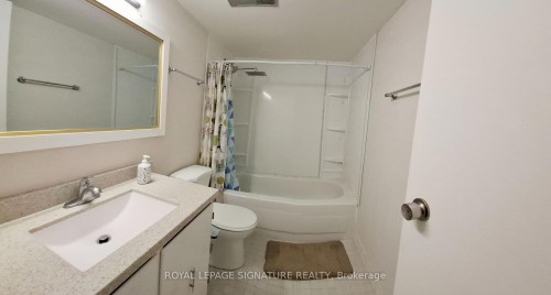 1210-60 Inverlochy Boulevard, Markham, ON - Indoor Photo Showing Bathroom