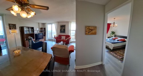 1210-60 Inverlochy Boulevard, Markham, ON - Indoor Photo Showing Dining Room